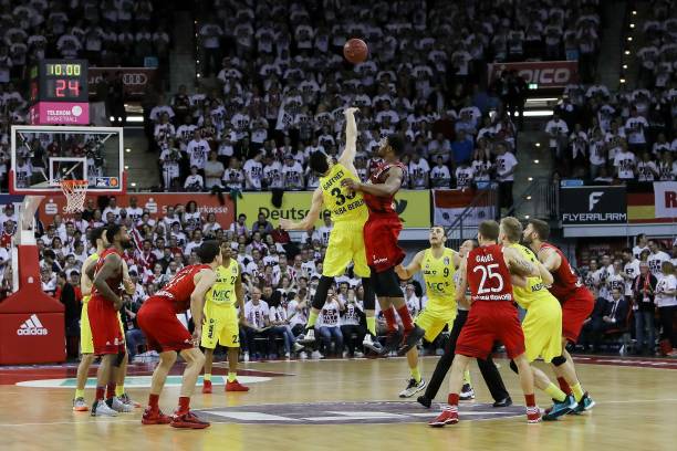 技术犯规 技术犯规