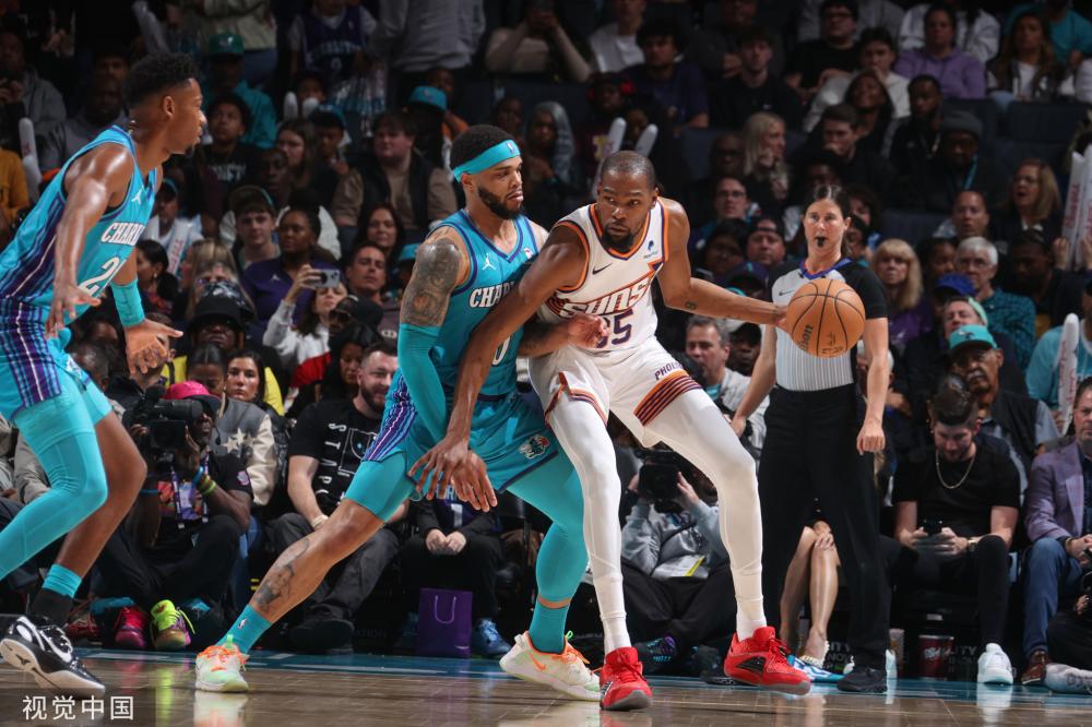 帮助球员在 帮助球员在