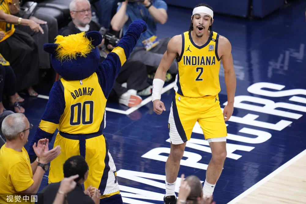 球在国际舞 球在国际舞